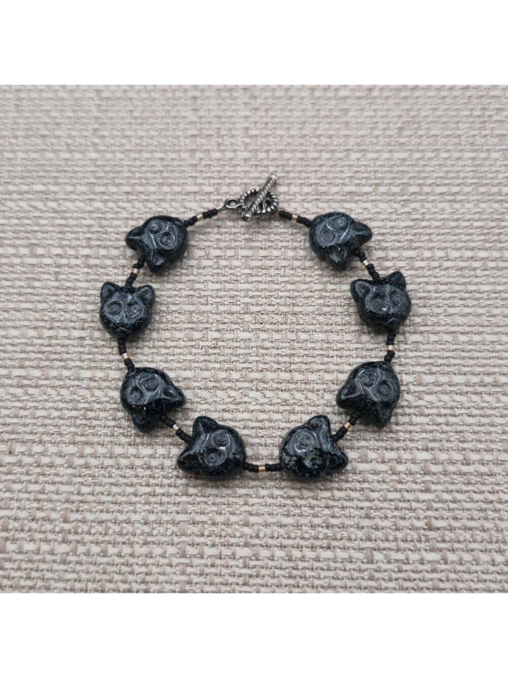 7 Inch Handmade Carved Stone Cat Head Bead Toggle Clasp Goth Bracelet A8866